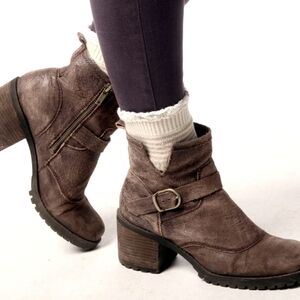 Lucky Brand NINNAH boots Booties Sz 10 EU 40 Genuine LEATHER